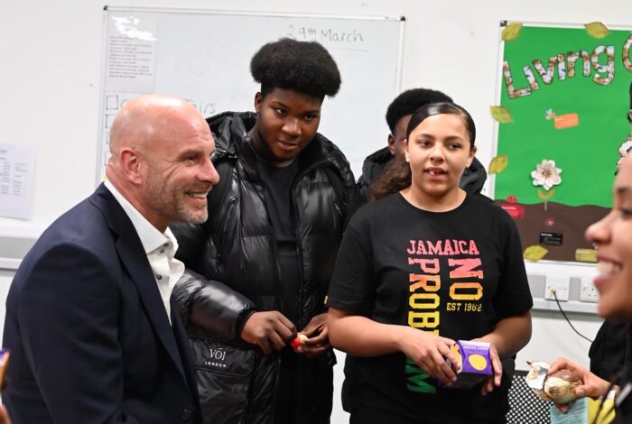 EBB38393 397A 4F00 A39B D5137499AA09